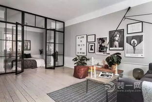 女儿为妈妈献上精彩'踢月转体'表演