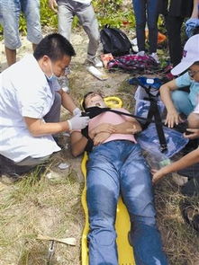 外国游客颐和园突发心脏骤停，他挺身而出跪地救人1分20秒创造奇迹！