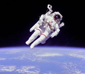 航天员在太空