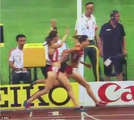 选手们庆祝赛点