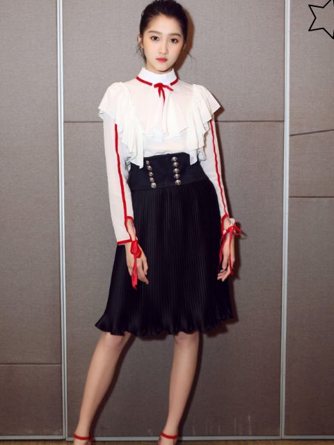 关晓彤模仿柯淳，网友直呼太像啦！