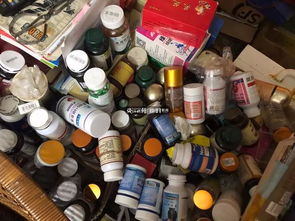 女儿惊现父亲花500多万买保健品！背后真相令人深思