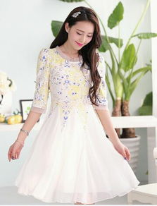 流光系少女在花丛中