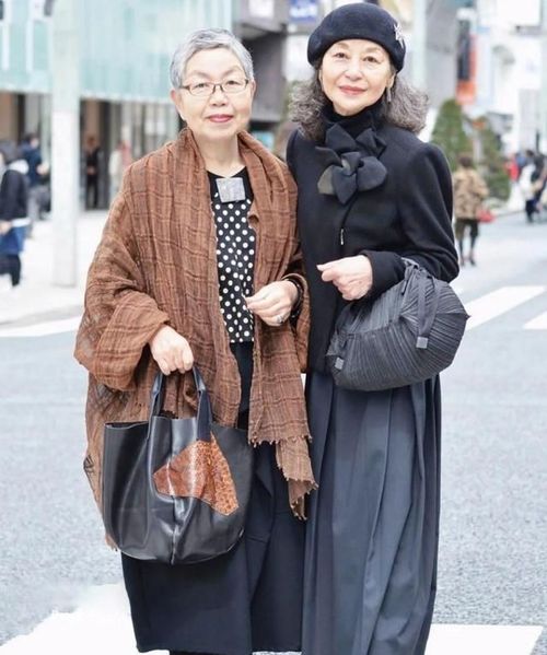 日本66岁奶奶环球小姐选美，高跟鞋走台步超惊艳！