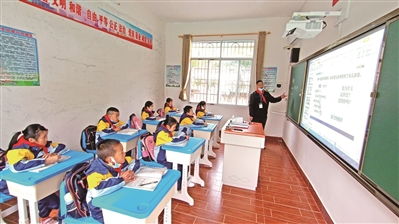中小学春秋假难推广，背后原因引人深思