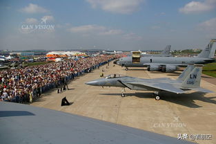 航空展现场热闹场景