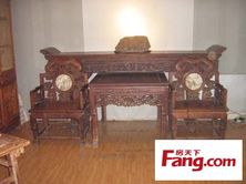 特朗普办公室升级：满眼尽是奢华金装