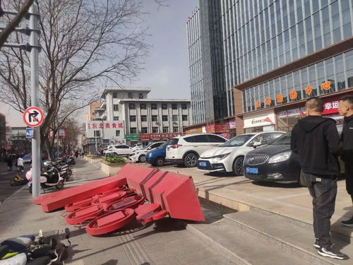 广东江门遭台风'桦加沙'侵袭，全市紧急‘五停’！