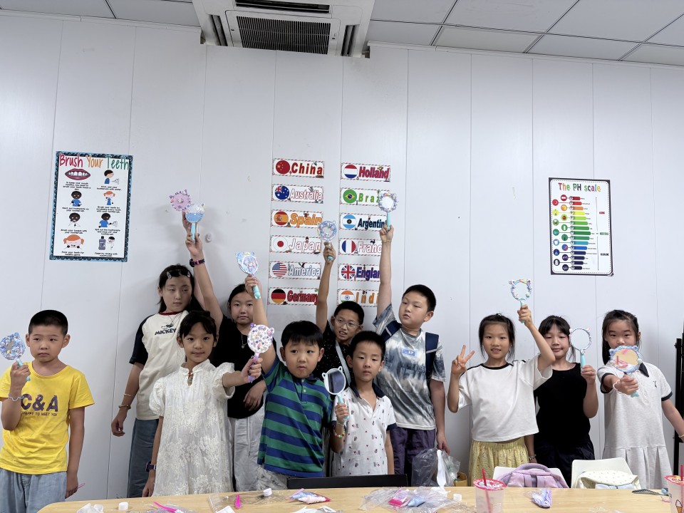 苏州三六六青少年奶油胶镜子手作课堂，助力创意成长路